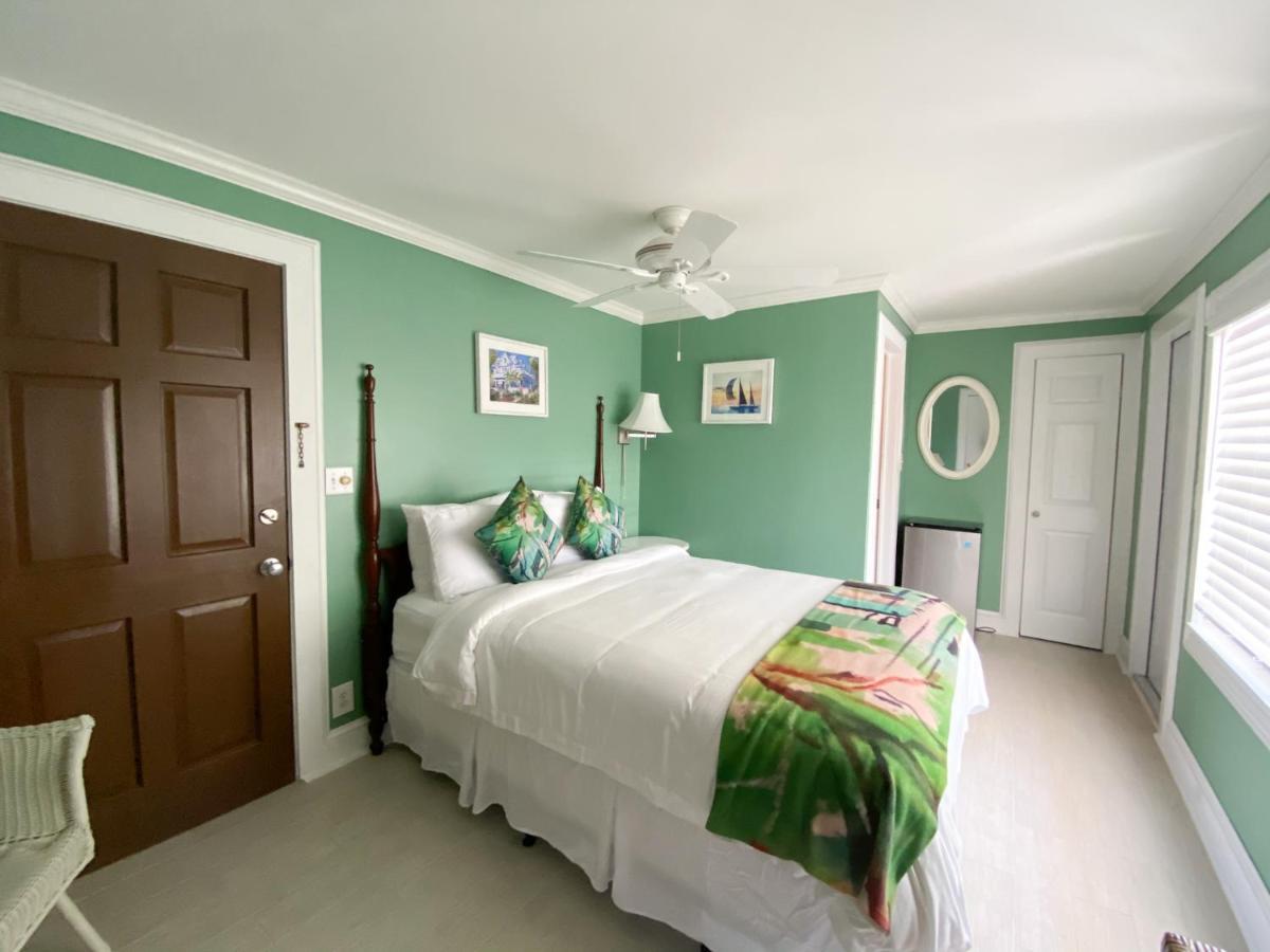 Authors Key West Guesthouse Exterior photo
